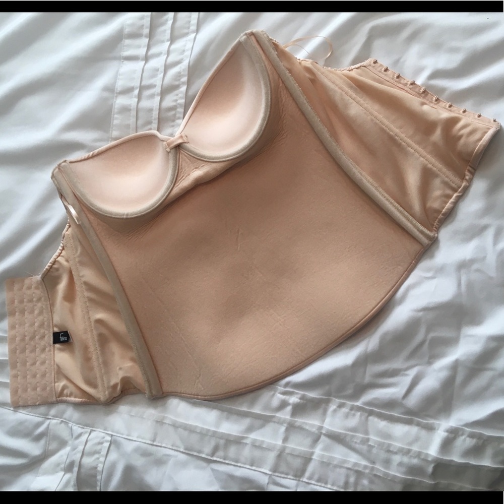 Strapless Bra - Picture 2 of 7